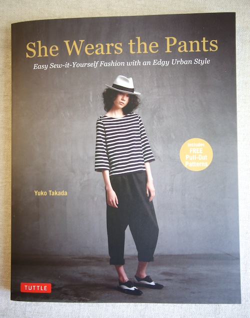 Book Review – She Wears the Pants (Now in English)